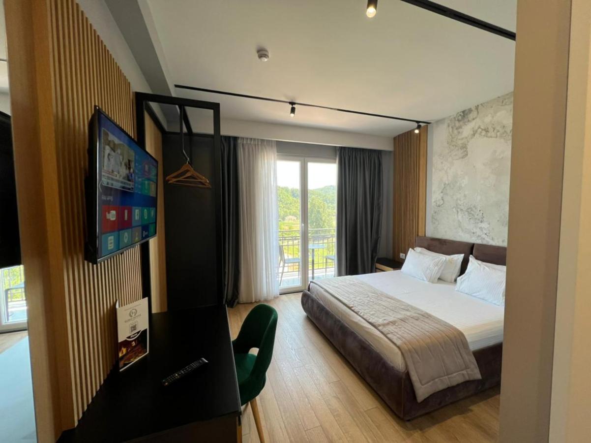 Lord Hotel Tirana Vorë Zewnętrze zdjęcie