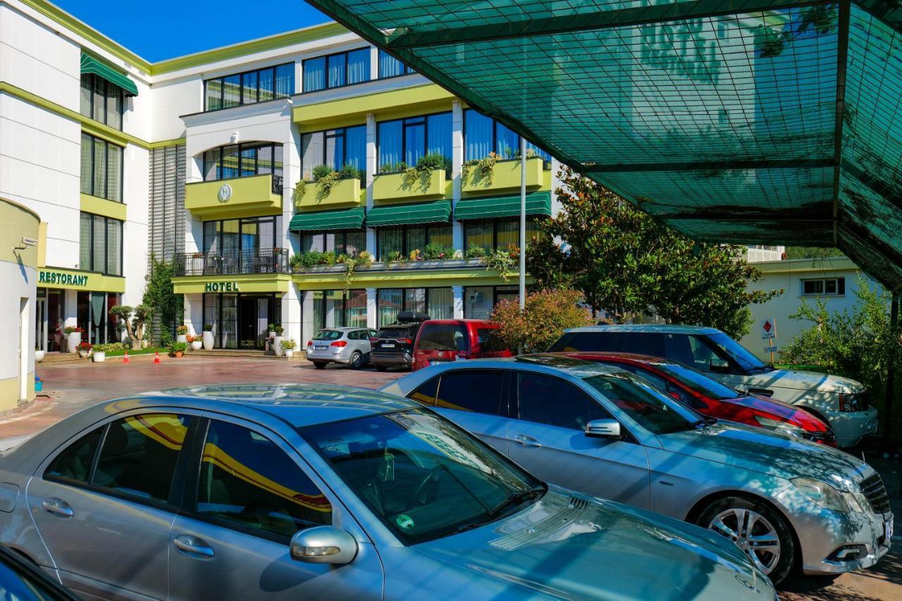 Lord Hotel Tirana Vorë Zewnętrze zdjęcie