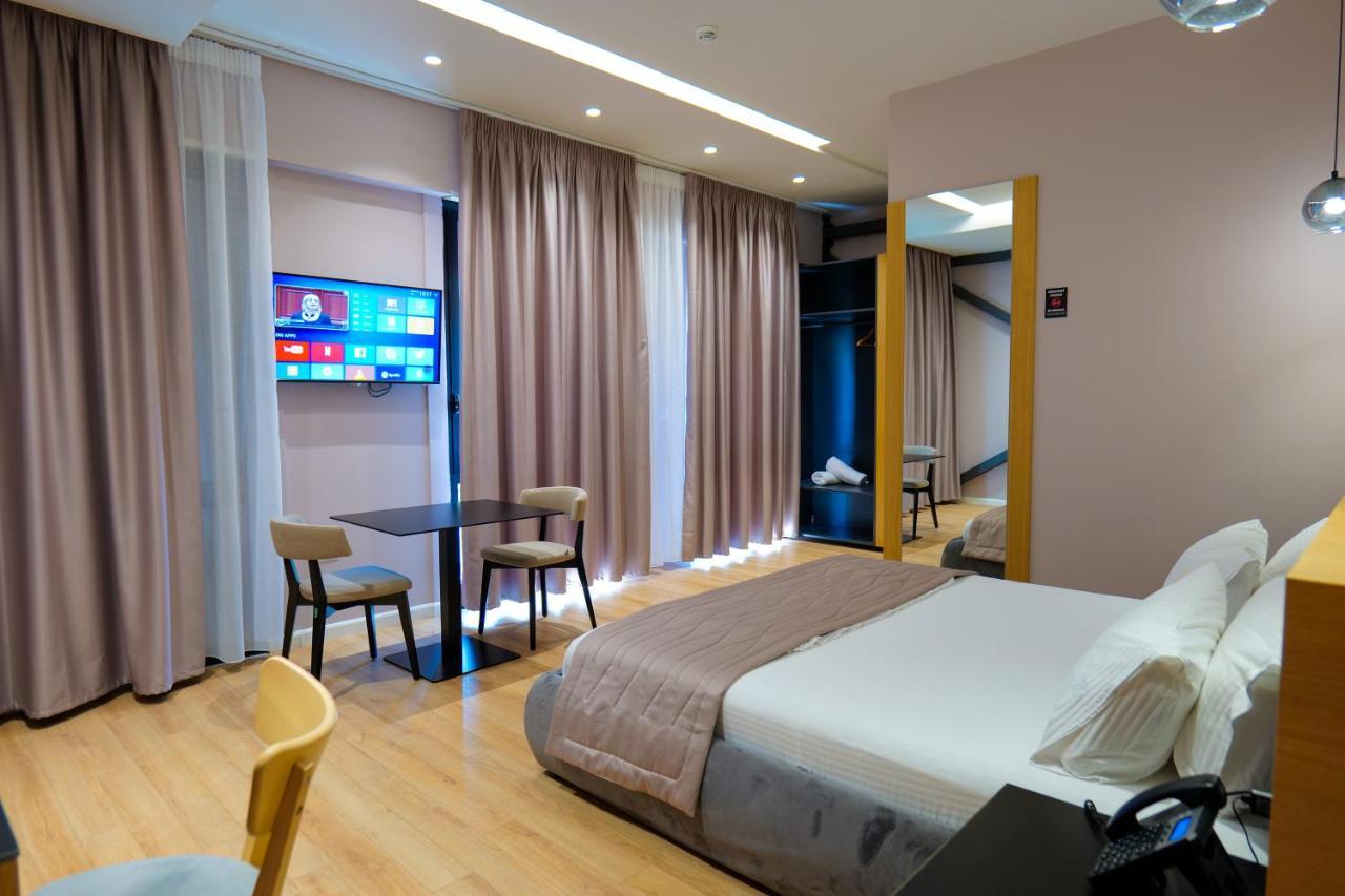 Lord Hotel Tirana Vorë Zewnętrze zdjęcie