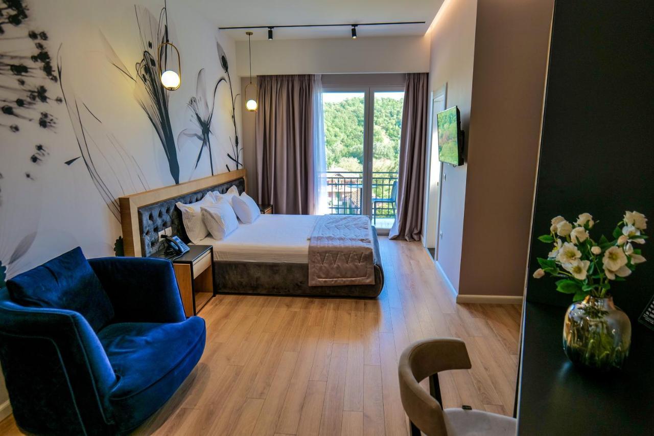 Lord Hotel Tirana Vorë Zewnętrze zdjęcie