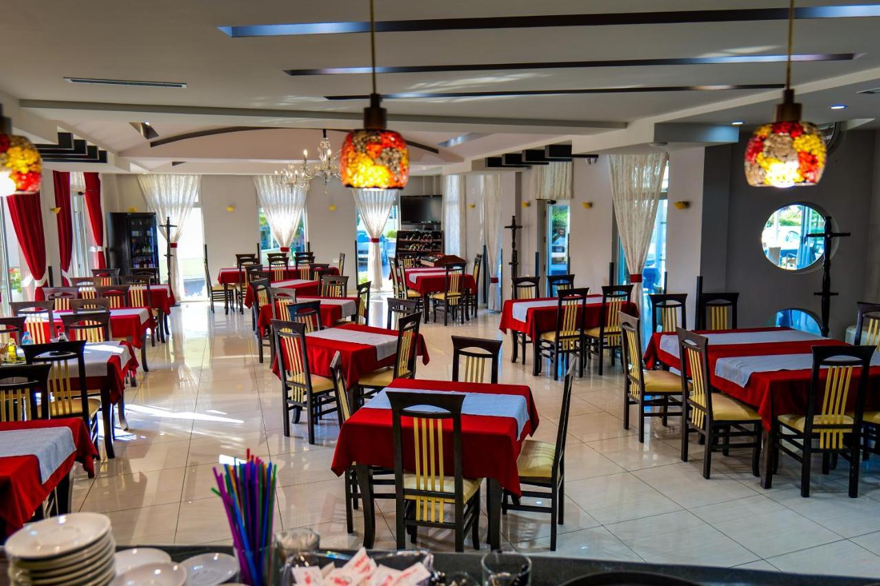Lord Hotel Tirana Vorë Zewnętrze zdjęcie