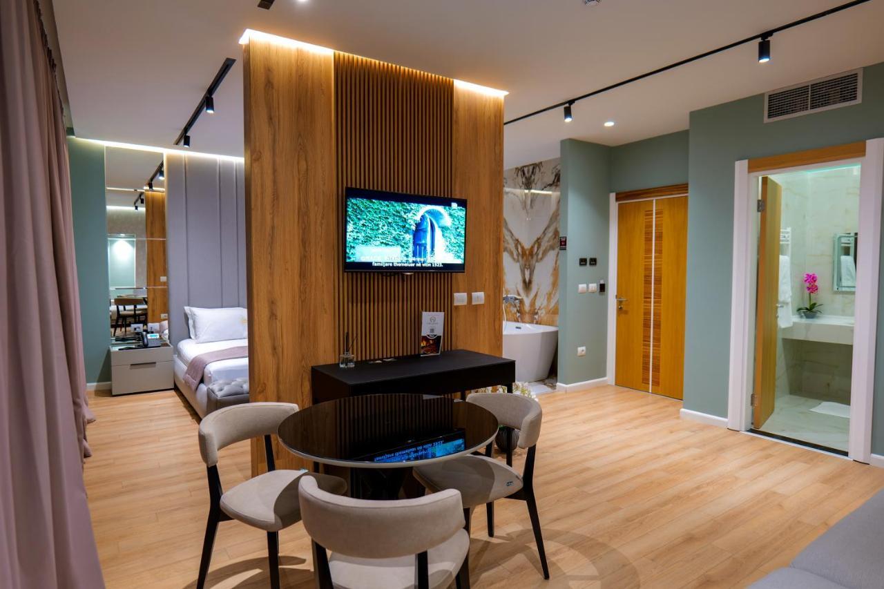 Lord Hotel Tirana Vorë Zewnętrze zdjęcie